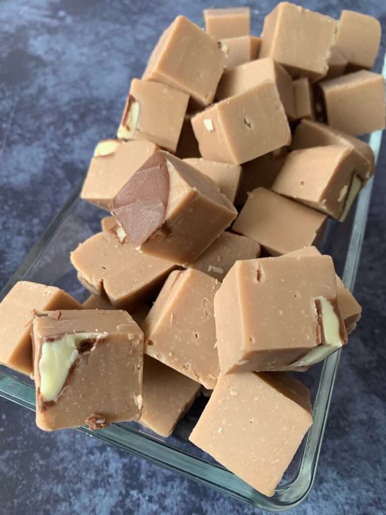 Easy 3 Ingredient Slow Cooker Kinder Fudge Recipe