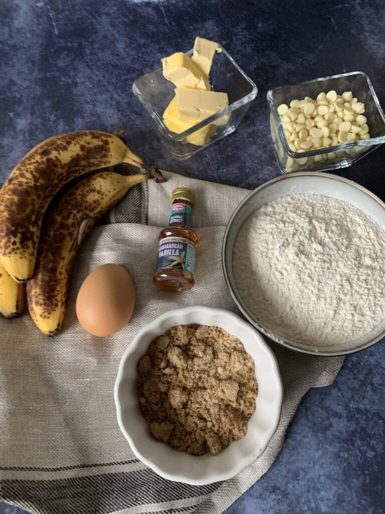 Quick and tasty banana and white chocolate muffins