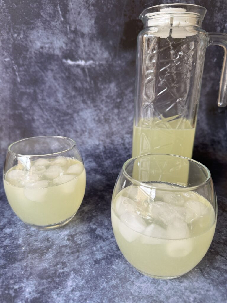 Best Classic Homemade Lemonade You Will Ever Try!