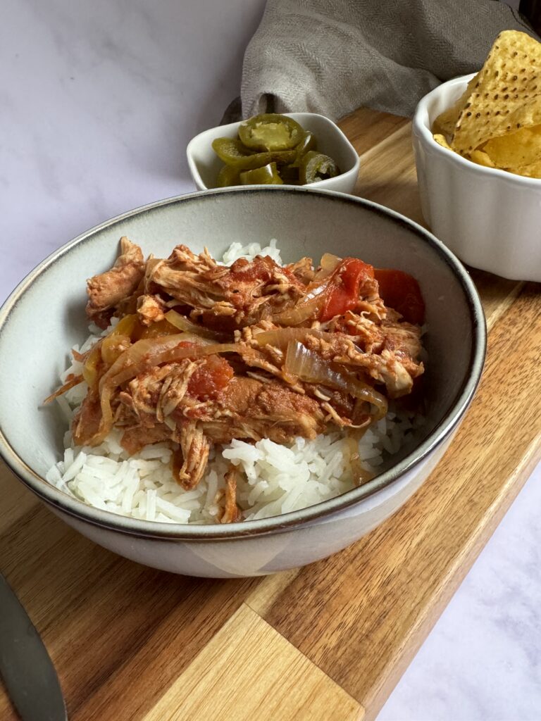 Delicious Slow Cooker Mexican Chicken Recipe